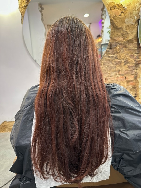 Pielęgnacja koloru — ciemny brąz z rudymi tonami, przed metamorfozą