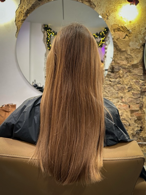 Karmelowy balayage — naturalny jasny brąz, przed metamorfozą